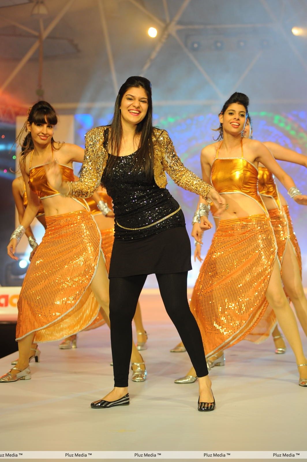 Siya Gowtham - Dances at SouthSpin Fashion Awards 2012 Pictures | Picture 271688