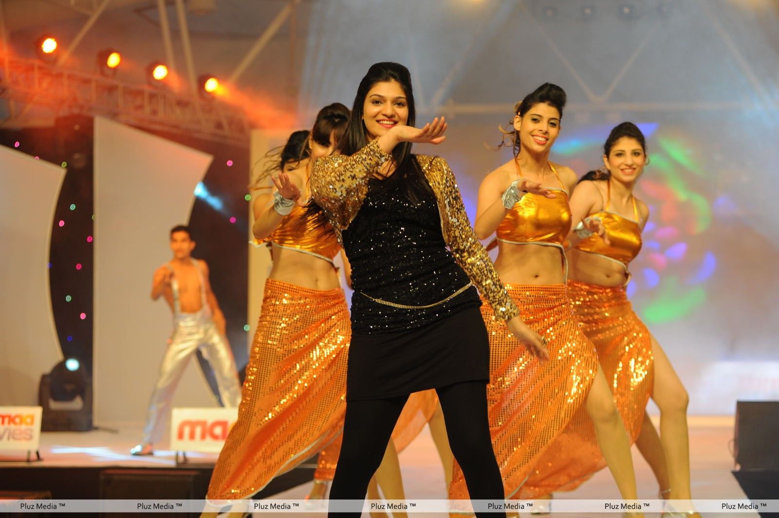 Siya Gowtham - Dances at SouthSpin Fashion Awards 2012 Pictures | Picture 271710
