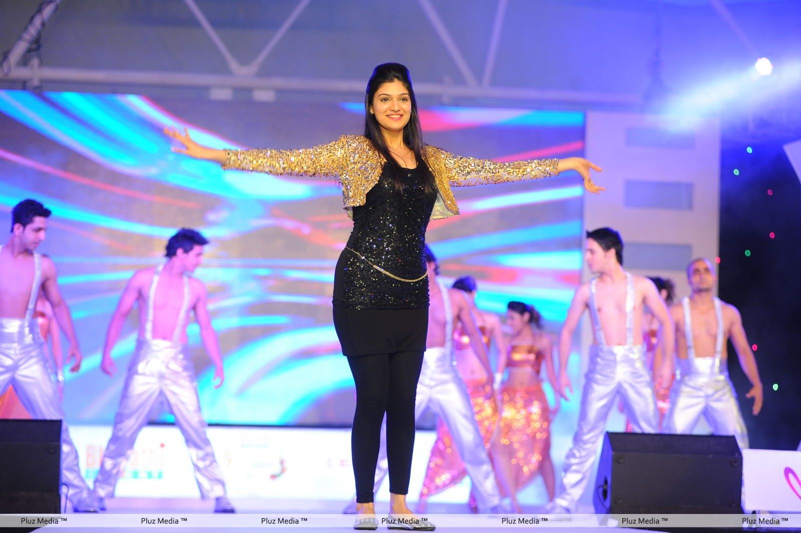 Siya Gowtham - Dances at SouthSpin Fashion Awards 2012 Pictures | Picture 271723