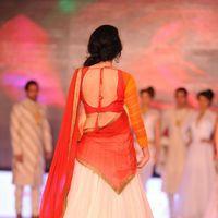Kamna Jethmalani - Heroines Ramp Walk at South Spin Fashion Awards Stills | Picture 271476