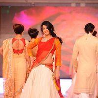 Kamna Jethmalani - Heroines Ramp Walk at South Spin Fashion Awards Stills | Picture 271487