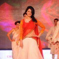 Kamna Jethmalani - Heroines Ramp Walk at South Spin Fashion Awards Stills | Picture 271545