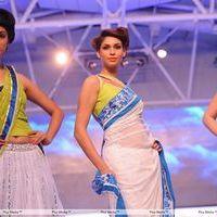 Heroines Ramp Walk at South Spin Fashion Awards Stills | Picture 271551