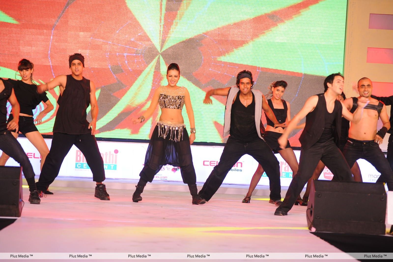Dances at SouthSpin Fashion Awards 2012 Pictures | Picture 271626