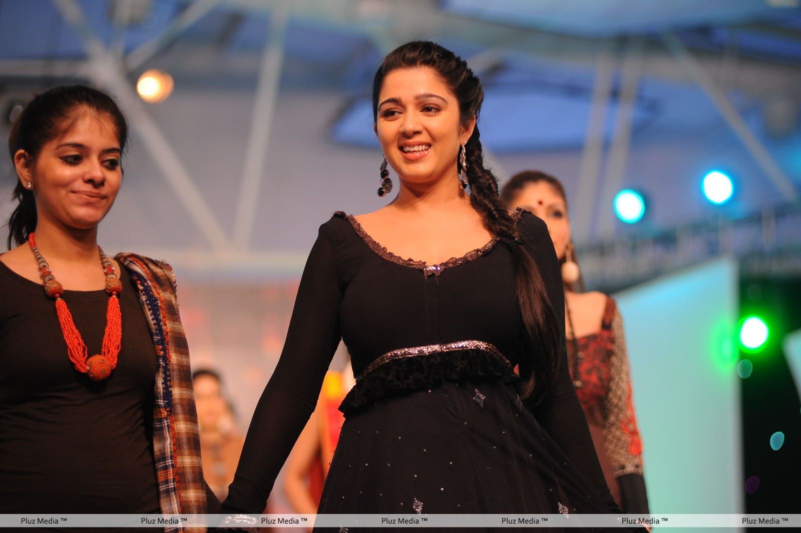 Charmy Kaur - Heroines Ramp Walk at South Spin Fashion Awards Stills | Picture 271412