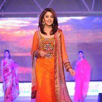Richa Gangopadhyay - Heroines Ramp Walk at South Spin Fashion Awards Stills | Picture 271462