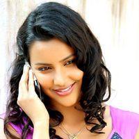 Priya Anand - Actress Priya Anand in 1234 Andharu Engineerle Movie Stills | Picture 422828