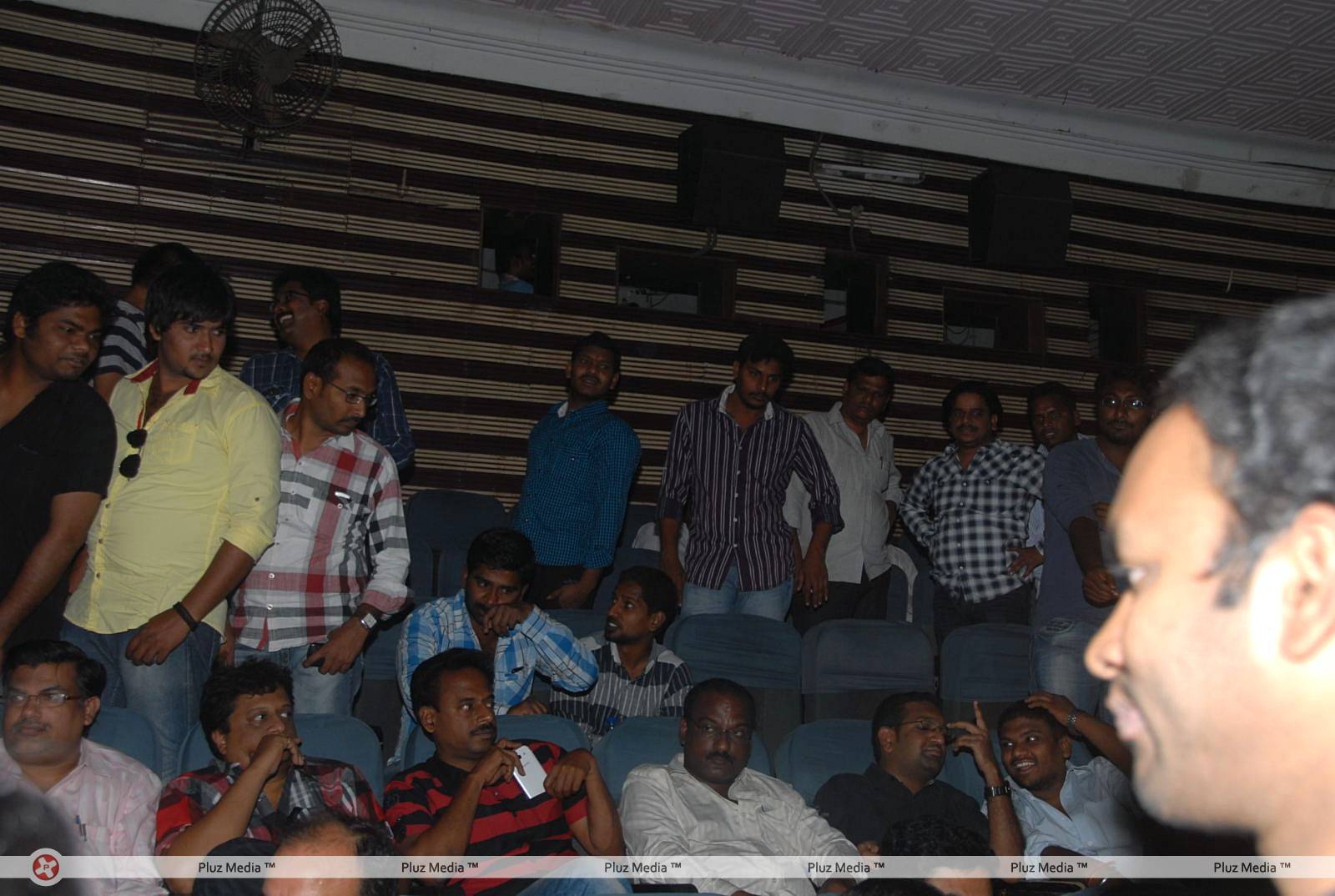 Baadshah Hungama at RTC X Roads Photos | Picture 425477