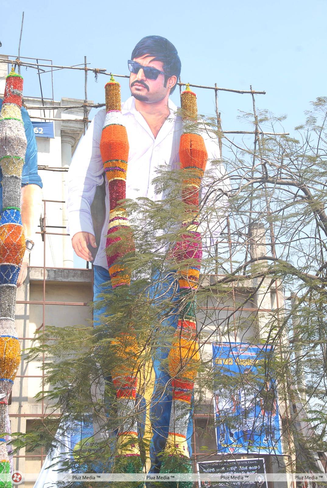 Baadshah Hungama at RTC X Roads Photos | Picture 425731