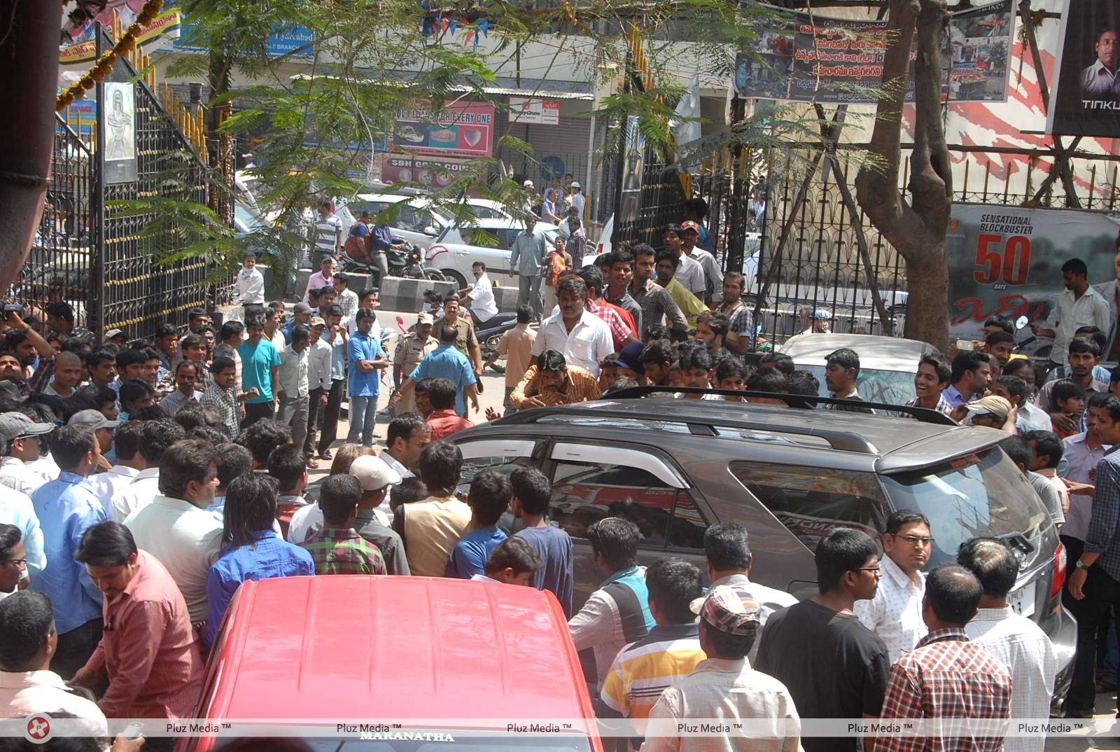Baadshah Hungama at RTC X Roads Photos | Picture 425695