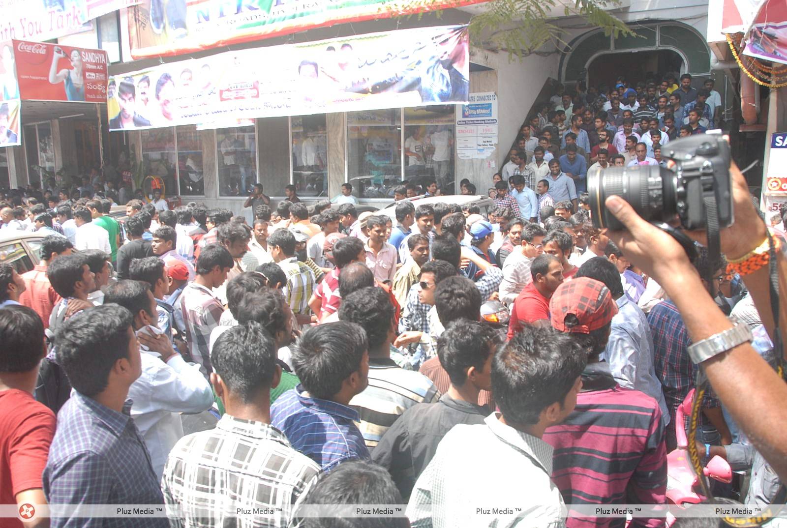 Baadshah Hungama at RTC X Roads Photos | Picture 425706