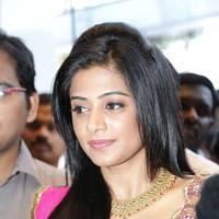 Priyamani - Priyamani Launches Jos Alukkas New Store Pictures