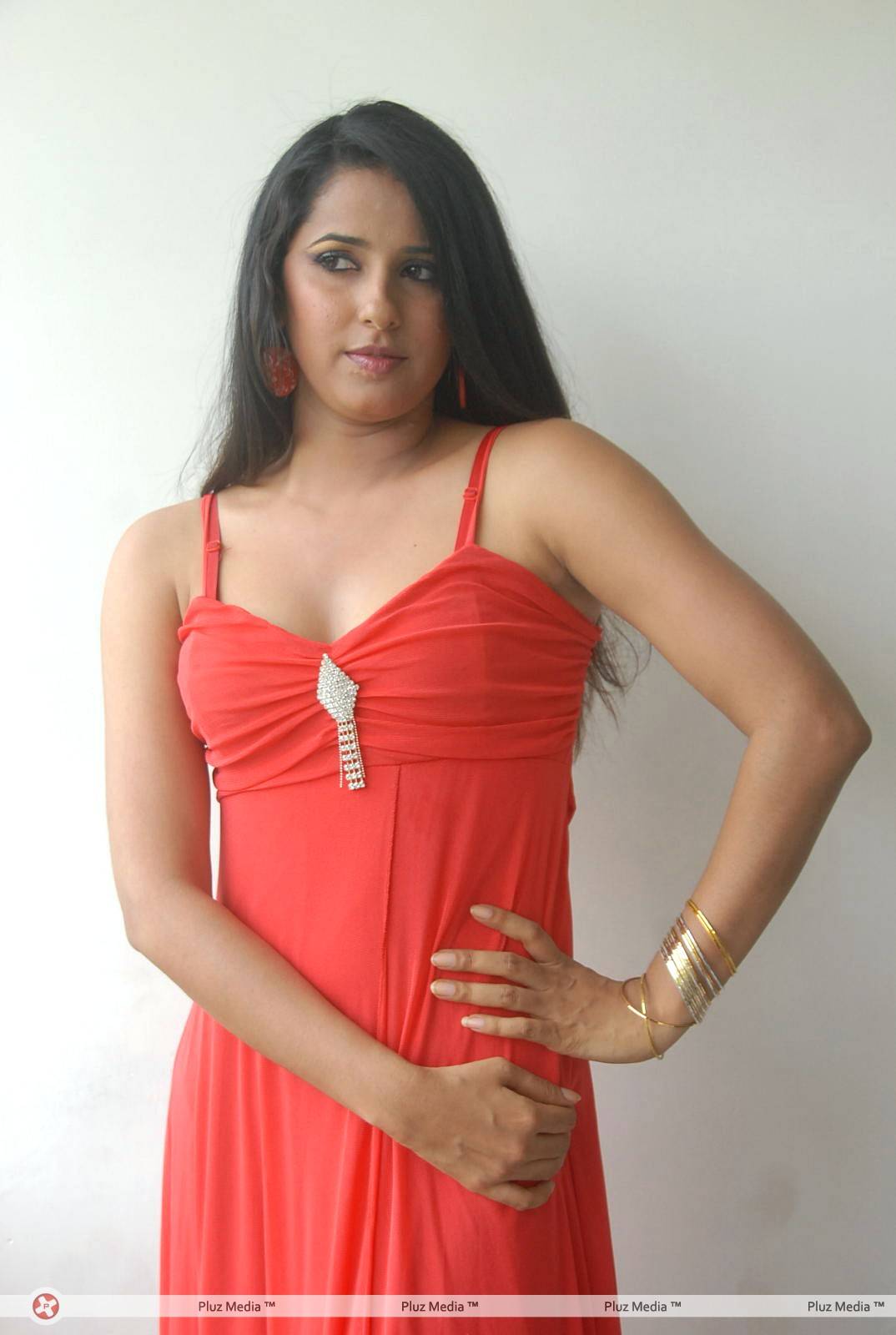 Shravya Reddy Hot Images at NRI Movie Platinum Disc Function | Picture 428058