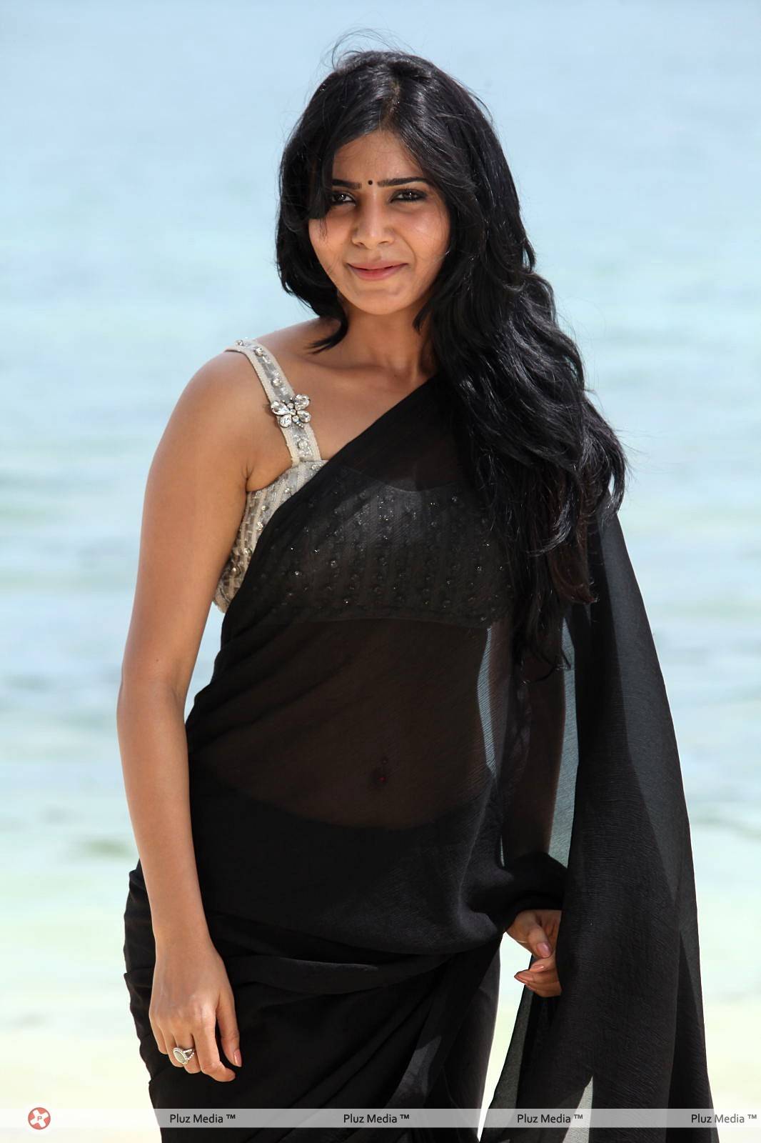 Samantha Hot in Black Saree Photos | Picture 431565