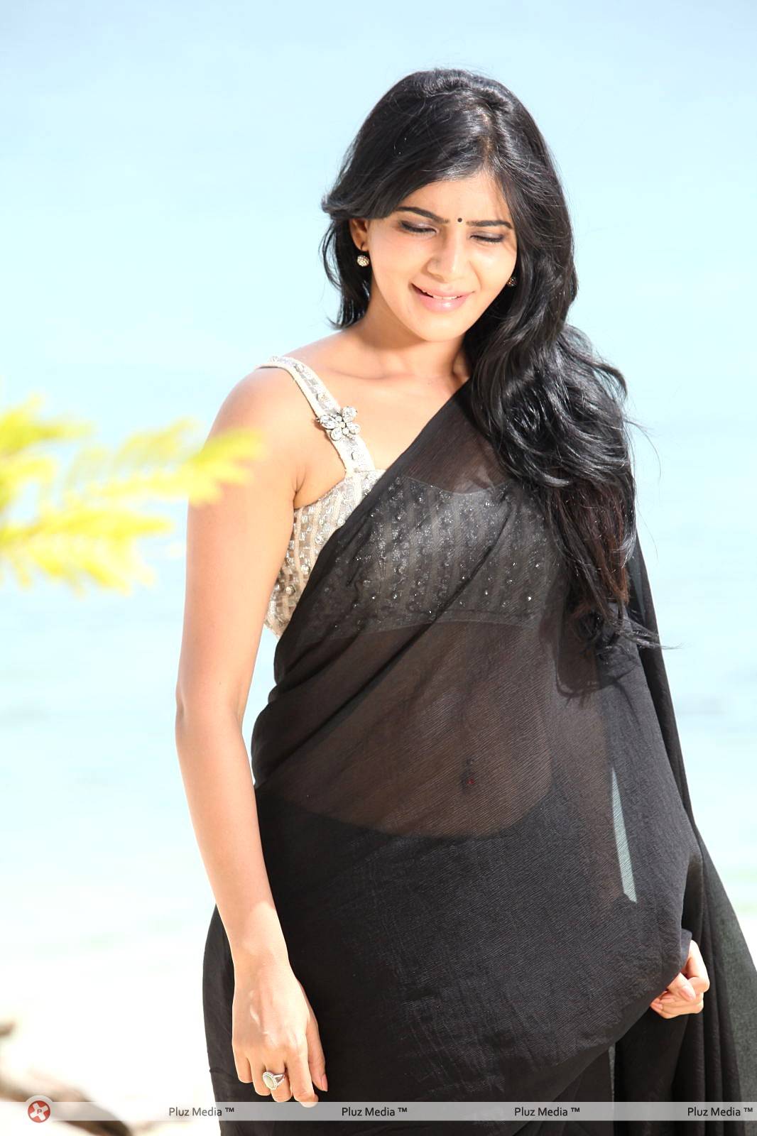 Samantha Hot in Black Saree Photos | Picture 431573