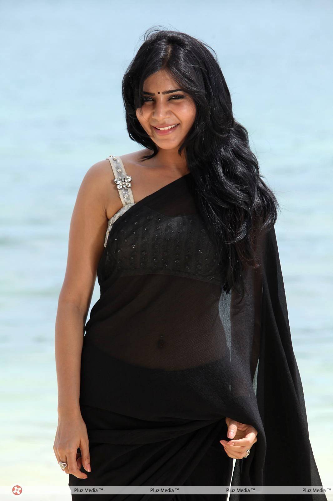 Samantha Hot in Black Saree Photos | Picture 431578