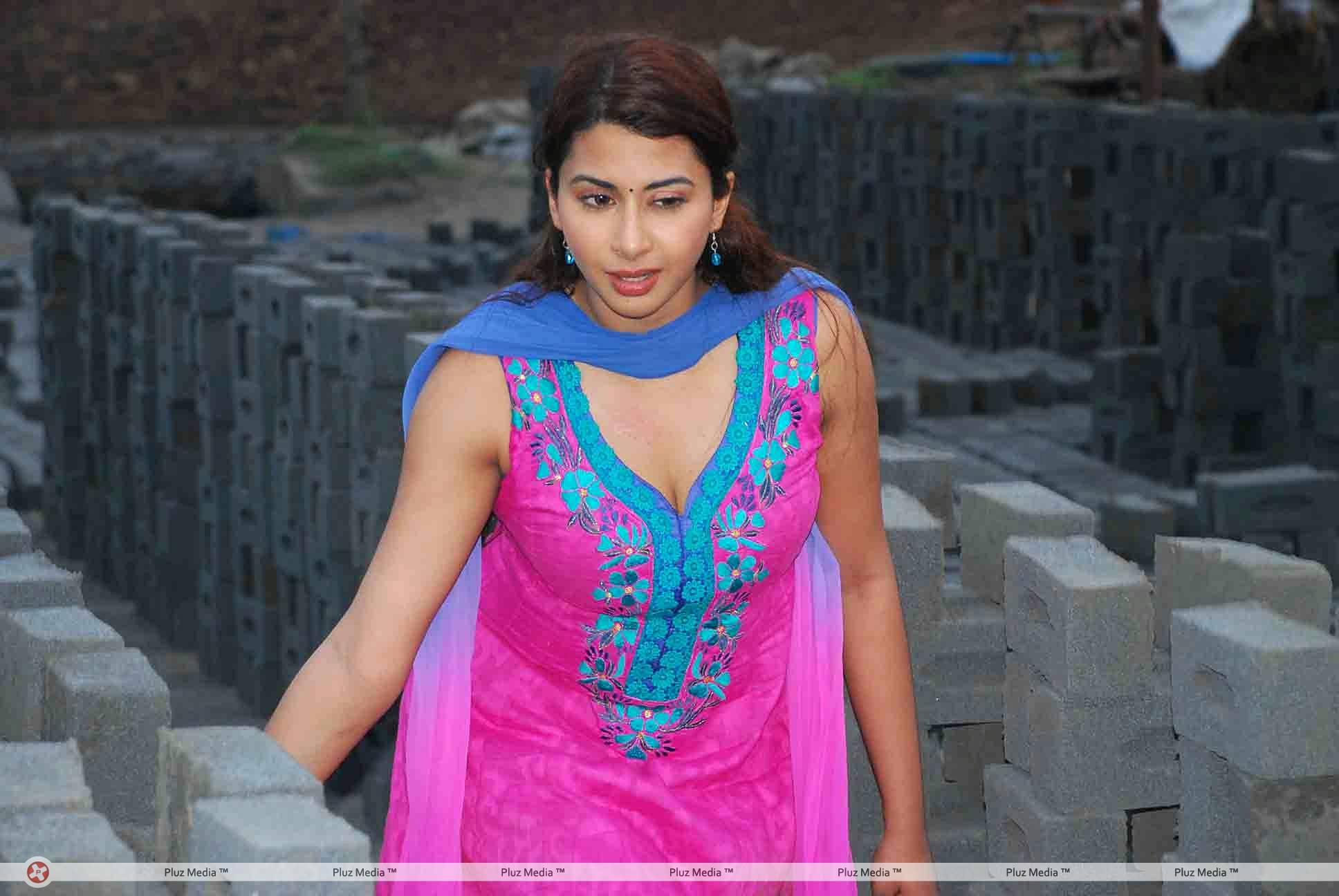 Gayatri Iyer Hot Stills in Dorakadu Movie | Picture 444624