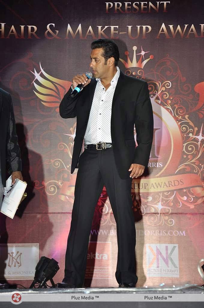 Salman Khan - Salman-Hrithik-Kareena at Bharat N Dorris Hair & Make-up Awards 2013 Stills | Picture 444737