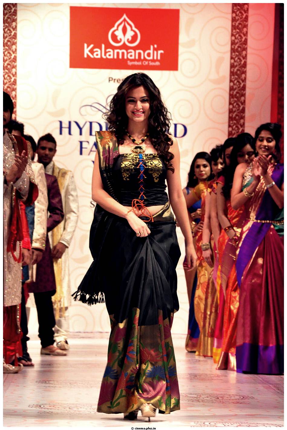 Kriti Kharbanda Hot Images at Hyderabad Fashion Week 2013 | Picture 524432