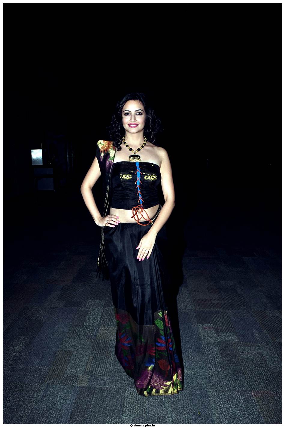 Kriti Kharbanda Hot Images at Hyderabad Fashion Week 2013 | Picture 524447