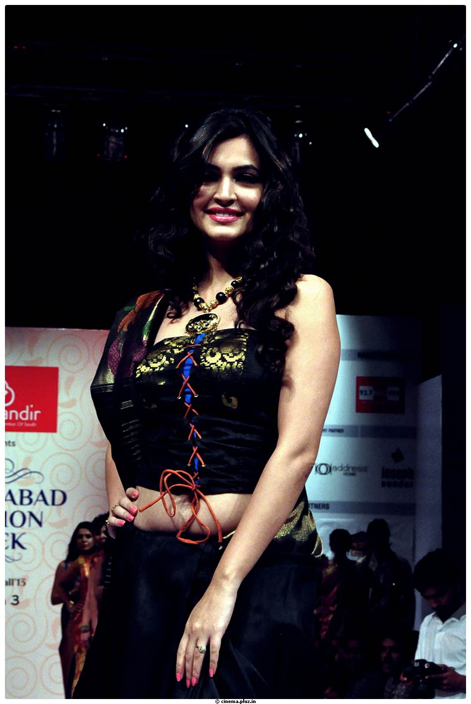 Kriti Kharbanda Hot Images at Hyderabad Fashion Week 2013 | Picture 524451