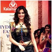 Kriti Kharbanda Hot Images at Hyderabad Fashion Week 2013 | Picture 524428