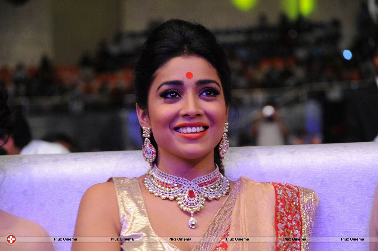Shriya Hot Saree Photos at Tollywood Cinema Channel Opening | Picture 549091