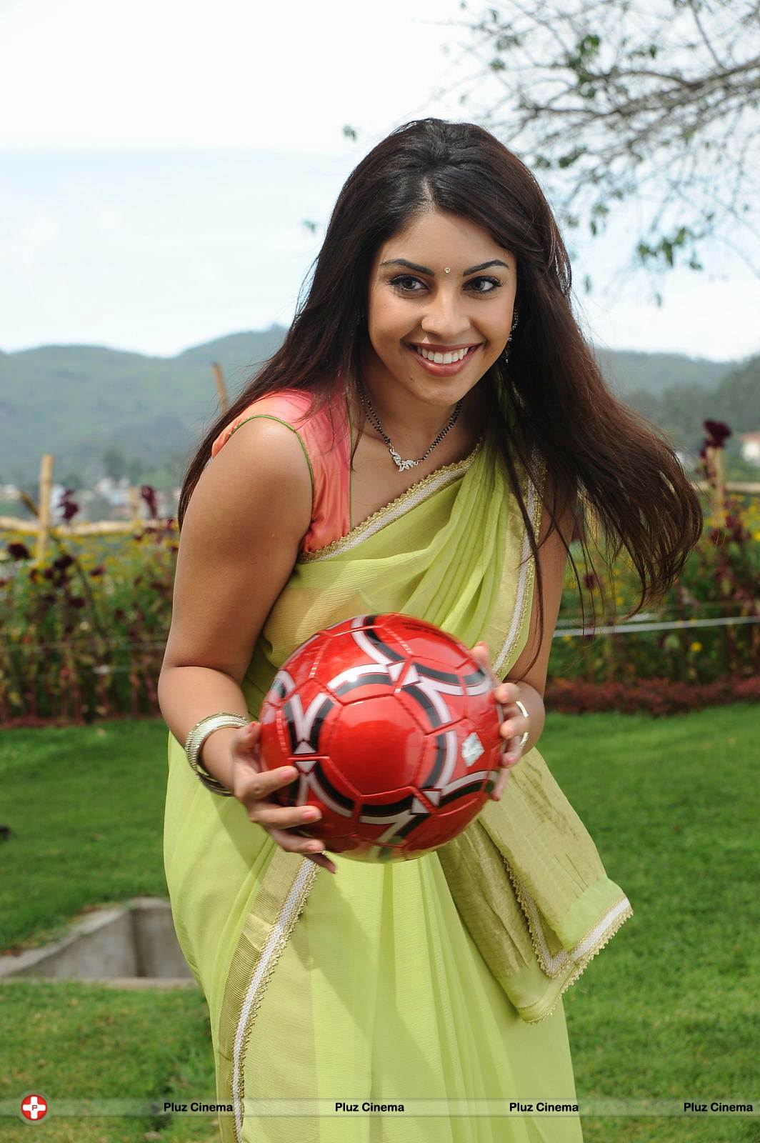 Richa Gangopadhyay New Hot Images | Picture 558687