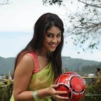 Richa Gangopadhyay New Hot Images | Picture 558714