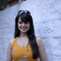 Acterss Saloni Hot at Hiya Jewellery Event Photos | Picture 375869
