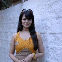 Acterss Saloni Hot at Hiya Jewellery Event Photos | Picture 375877