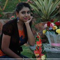 Niti Taylor - Actress Niti Taylor New Stills in Love Dot Com Movie | Picture 380464