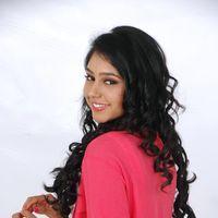 Niti Taylor - Actress Niti Taylor New Stills in Love Dot Com Movie | Picture 380468