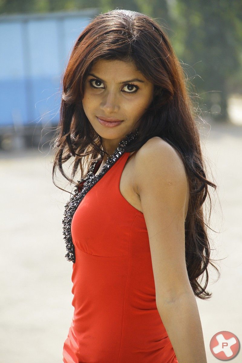 Ruthika, Colorful life movie Heroine Hot Gallery | Picture 381689
