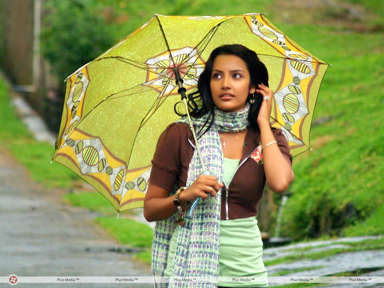 Actress Priya Anand Cute Stills in 1234 Andaru Engineerle Movie | Picture 382791