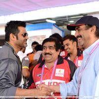 Sunil Shetty - Telugu Warriors Taj Deccan to LB Stadium Photos