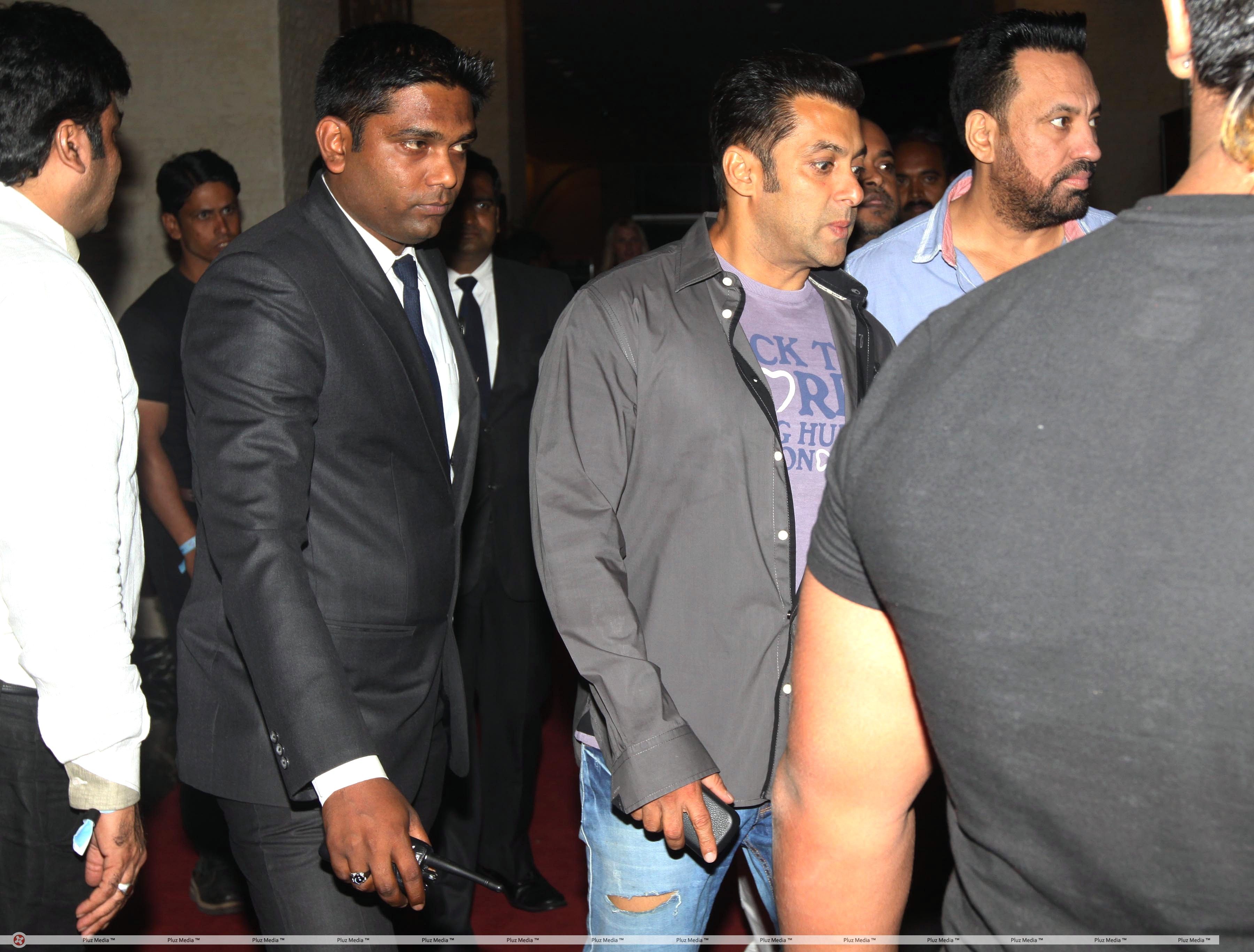 Salman Khan - CCL 3 Glam Night at Hyderabad Photos | Picture 388872