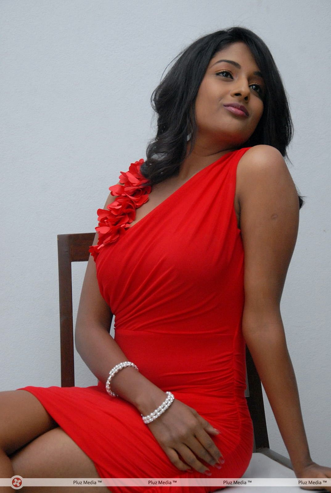 Amitha Rao Hot Photos at Chemistry Audio Launch Function | Picture 365547