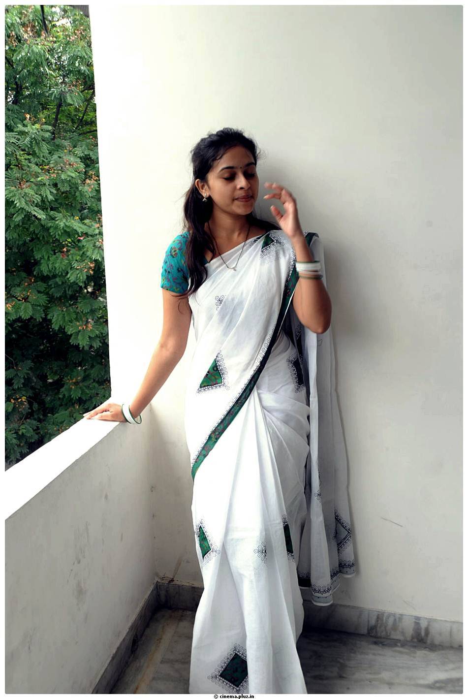 Sri Divya Saree Images at Mallela Teeramlo Sirimalle Puvvu Movie Press Meet | Picture 498734