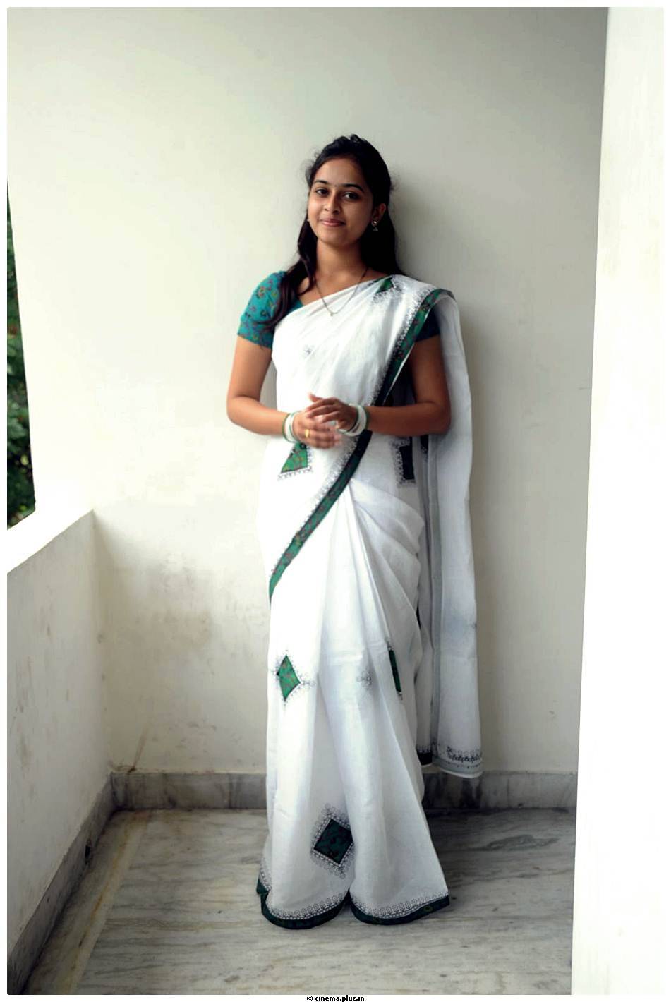 Sri Divya Saree Images at Mallela Teeramlo Sirimalle Puvvu Movie Press Meet | Picture 498751