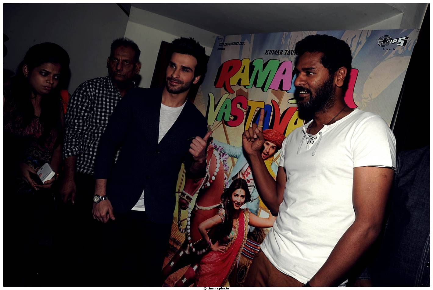 Ramaiya Vastavaiya Movie Press Meet Photos | Picture 499434