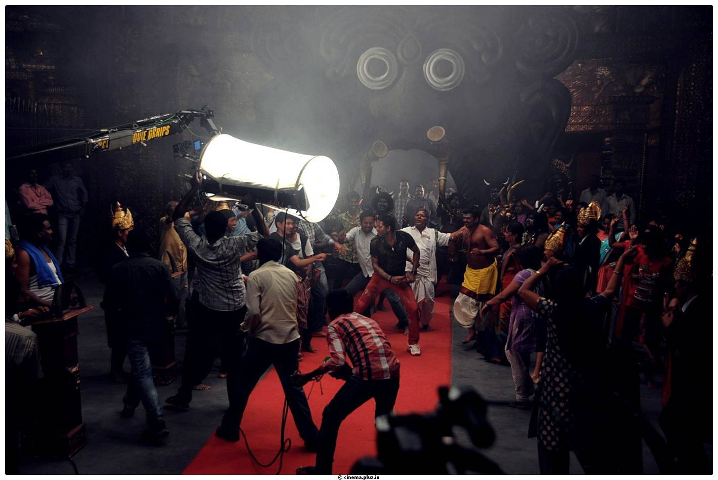 Manushalato Jagratha Movie Working Stills | Picture 499242