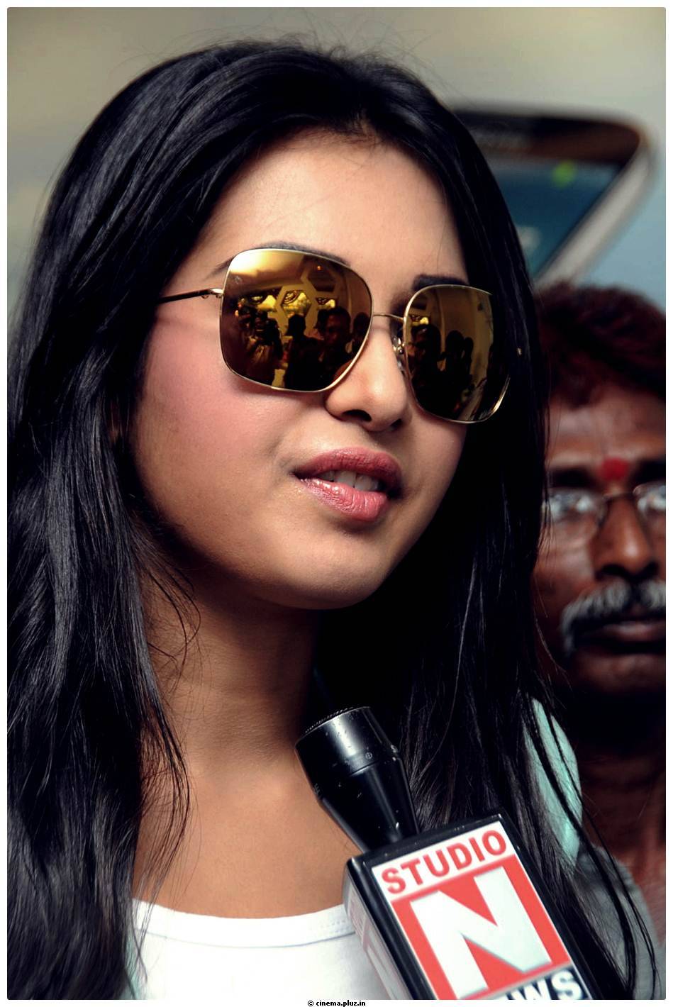 Catherine Tresa Latest Photos at Big C Mobile Store Launch | Picture 503109
