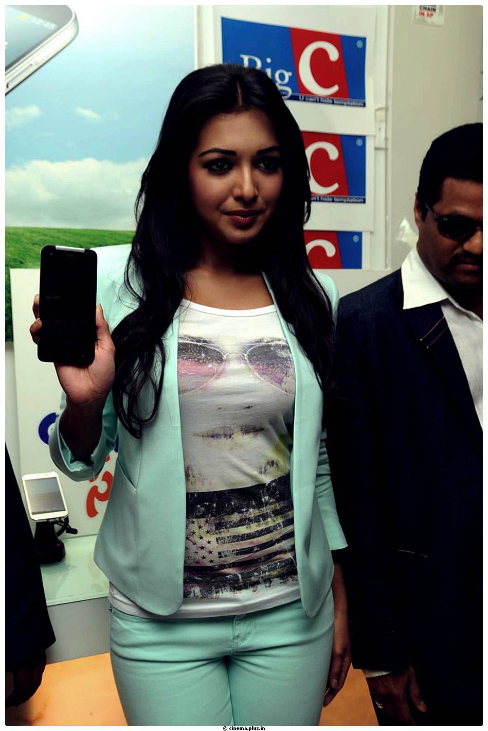 Catherine Tresa Latest Photos at Big C Mobile Store Launch | Picture 503208