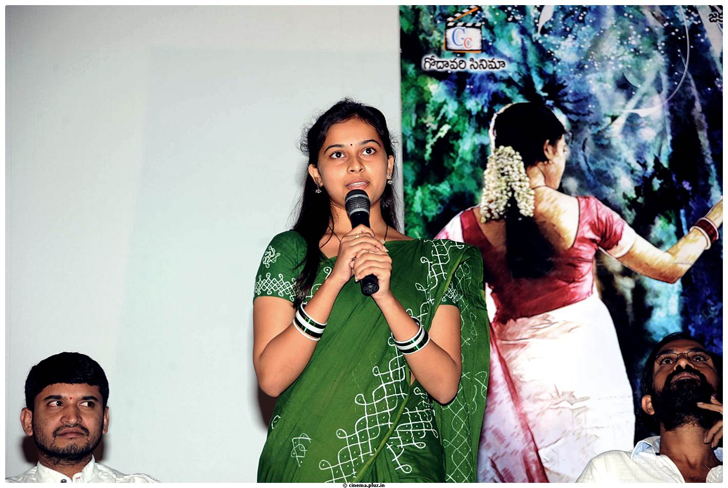 Sri Divya - Mallela Teeramlo Sirimalle Puvvu Movie Success Meet Stills | Picture 505639
