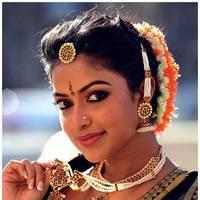 Amala Paul Latest Cute Images from Iddarammayilatho Movie | Picture 507508