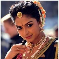 Amala Paul Latest Cute Images from Iddarammayilatho Movie | Picture 507511