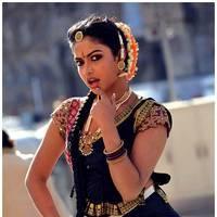 Amala Paul Latest Cute Images from Iddarammayilatho Movie | Picture 507451