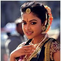 Amala Paul Latest Cute Images from Iddarammayilatho Movie | Picture 507535