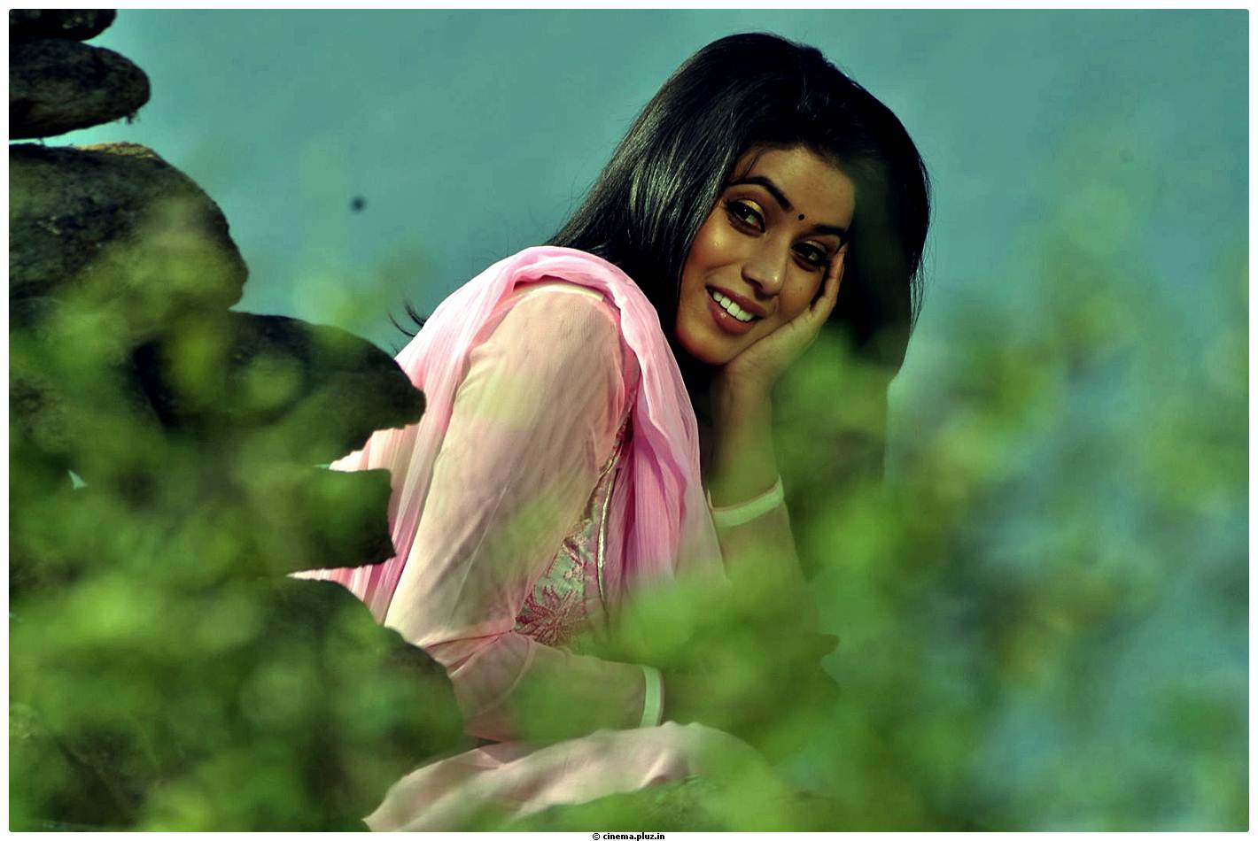 Poorna Latest Photos in Telugulo Naaku Nachani Padam Prema Movie | Picture 507795